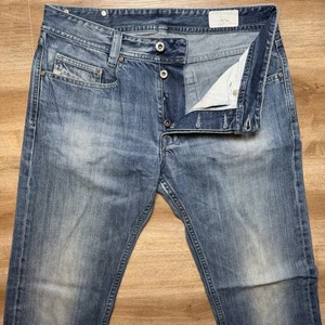 Diesel Jeans Men 30x31 Blue Levan Relaxed Straight Leg Denim Casual Modern READ - Picture 1 of 14