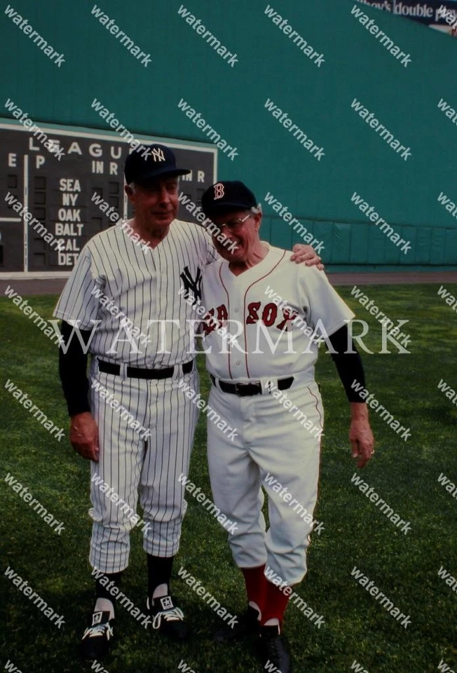 Foto ET10 Dom - Joe Dimaggio Yankees Medias Rojas 8x10 11x14 16x20 Foto 1 de 1
