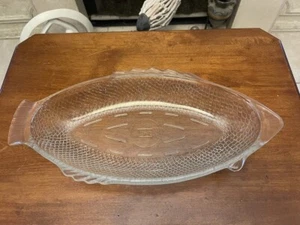 VINTAGE GLASSBAKE FISH PLATTER BOWL GLASS DISH #4141 18” LARGE PARTY DINNER - Picture 1 of 6
