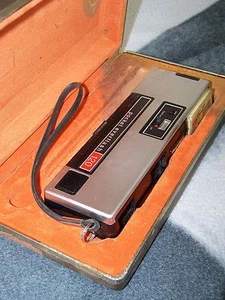 VINTAGE KEYSTONE POCKET EVERLAST 120 CAMERA WITH CASE - Foto 1 di 7