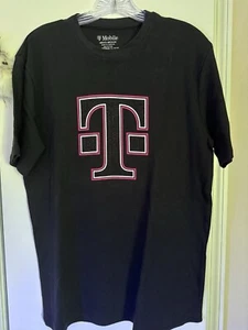 Official T-Mobile Short Sleeve Shirt. Men’s Medium - Picture 1 of 2