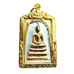 Colgante amuleto tailandés Phra Somdej Buda letras de canto sagrado chinnabancorn - Imagen 1 de 2
