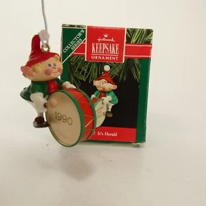 1990 Hallmark Keepsake Ornament Hark It's Herald Elf with a drum PAJVX - Picture 1 of 15