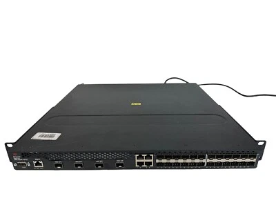 Brocade BR-CER-2024F-4X-RT-AC, 24x puertos SFP.  Alimentación CA Foto 1 de 4