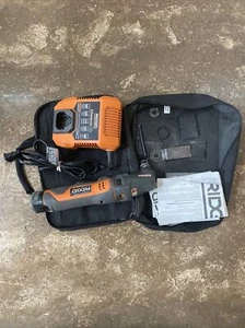 Ridgid 12V Multitool R8223400 und Ladegerät und Akku - Bild 1 von 24