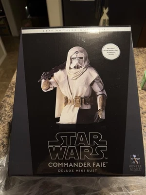 Gentle Giant Star Wars Clone Commander Faie mini-busto Disney 2015 PGM de lujo Foto 1 de 4