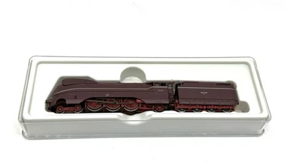 Trix N Gauge BR 03.10 Express Locomotive and Tender 12428 Does Not Run - Image 1 of 4