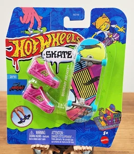 Mattel Hot Wheels Skate HW Abstrakt Boundary Breaker Fingerboard & Shoes Set NIB - Picture 1 of 4
