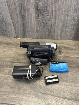 Sony Handycam Vision CCD-TRV58 NTSC Hi8 Camcorder -Tested & Working - Image 1 of 4