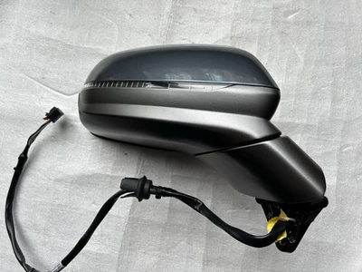 Bentley Bentayga Wing Mirror Right Passenger LHD Europe Genuine 15 Pin NO GLASS - image 1 of 4