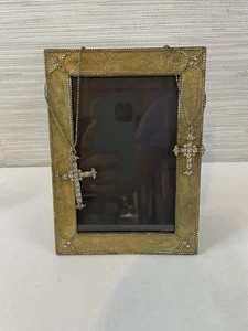 Cornice portafoto vintage metallo 4x6 oro argento croce ornata pergamena fiorentina - Foto 1 di 6