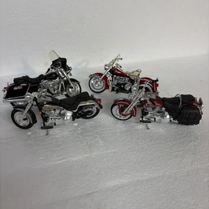 Maisto Harley Davidson Die Cast Motorcycles  - Lot of 4 1:18 Scale HD Bikes - Picture 1 of 9