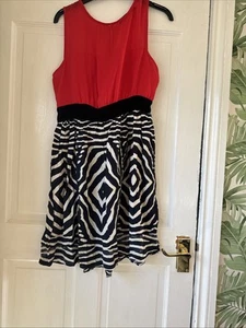 Zara Black & white Aztec Print & Solid Red Top Half Summer Dress Size 12-14 L - Picture 1 of 9