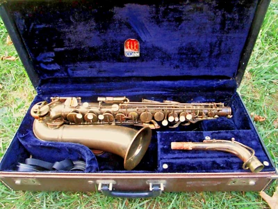 CONN 50M ALTO SAXOPHONE, 1962, USA, NOGALES, AZ., CASE - Image 1 of 4