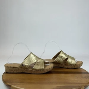 Damen-Sandalen Born Gold Metallic Leder Slipper Komfort Mini Keilabsatz Größe 9 M - Bild 1 von 10