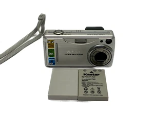 WORKING Nikon CoolPix E3700 3.2MP 3x Zoom Digital Camera w/ 2 Batteries, Charger - Picture 1 of 9