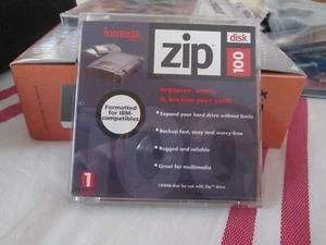 Iomega Zip 100 (Iomega Brand) IBM formatted disks with case - Photo 1/1
