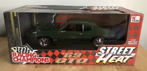 Racing Champions Street Heat ‘69 Pontiac GTO 1:18 Scale Die Cast Car Toy Green - Picture 1 of 5