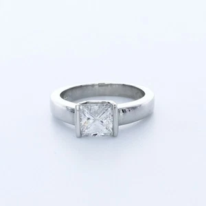 Anello di Fidanzamento Solitario Classico 2,15ct E-VS1 Principessa Diamante Naturale 18k - Foto 1 di 7