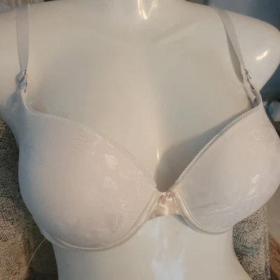 Sujetador acolchado push up con aros negro Lily Of France talla 36C Foto 1 de 4