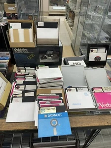 Lot Of 5 1/4” Discs And Brand New Dataware Disc Holder And Other Holders Bulk  - Imagen 1 de 11