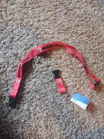 Miami Heat Breakaway Keychain Lanyard NBA NEW Cover