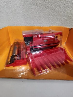 Case International 1660 Combinar con Cabezal de Cornhead y Plataforma 1/64 ERTL Foto 1 de 4