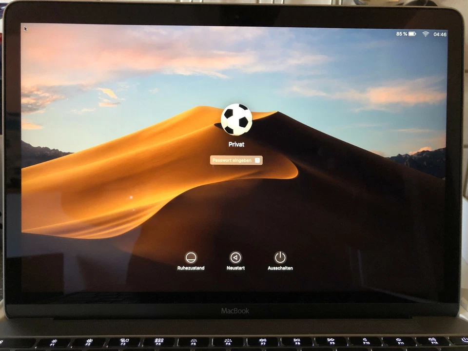 Apple MacBook Space Gray 256 GB SSD 12'' Retina 1,1Ghz Core m3  MLH72D/A 8GB Ram - Bild 1 von 4