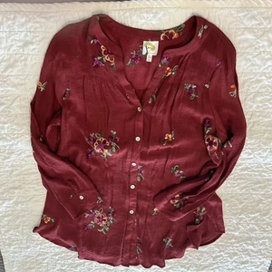 Anthropologie Fig And Flower Embroidered Floral Top Burgundy 2X Roll Tab Sleeve - Picture 1 of 3