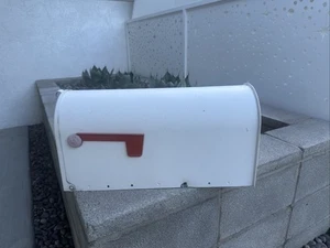 Mid Century Vintage Mailbox Mail Box - Postbox rare Mid Mod Huge Barn - Picture 1 of 11