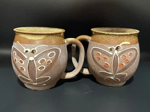 Pair of Ceramic Butterfly Mugs - Picture 1 of 2