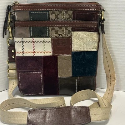 Bolsa tiracolo vintage Coach edição de férias #H0773-40929 patchwork assinatura camurça - Imagem 1 de 4