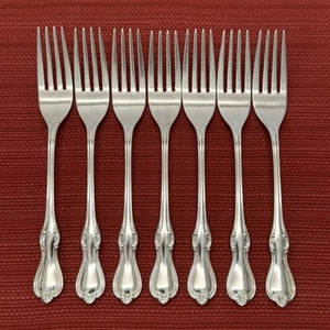 Set/7 Reed & Barton CAMELOT Stainless 7 3/8" DINNER FORKS Flatware Utensil Lot - Picture 1 of 10