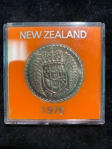 Original 1976 New Zealand Dollar - Picture 1 of 2