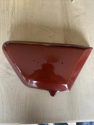 Panel lateral R/H original Kawasaki KZ200A. 36007-057-4Z NOS Foto 1 de 4