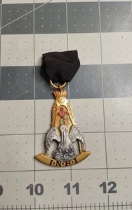 Masonic Rose Cross Mystic Pelican INRI Medal Scottish Rite Knights Templar - Picture 1 of 2