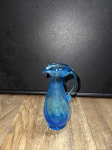 Mini brocca vintage italiana vetro artistico soffiato a mano turchese blu vortice (anni '70 - Foto 1 di 4