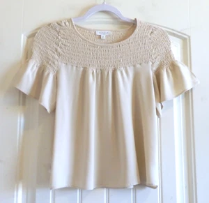 Kirious Los Angeles Beige Smocked Women's SS Blouse Crop Top Tee SZ M - Picture 1 of 3