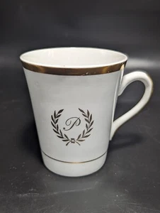 Taza de Café Enoch Wedgwood MONOGRAMA ""P"" Inglaterra Artículos de Oro Porcelana Dorada - Imagen 1 de 6