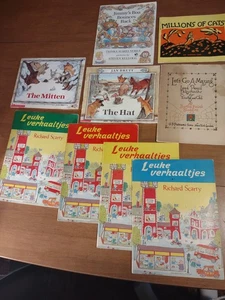Vintage Children's Softcover Illustrated Story Books + A-Mazing Interactive Book - Bild 1 von 17