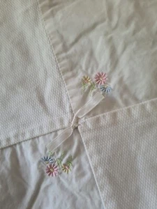 Carter's White Patchwork Baby Blanket White Square Embroidered Flowers VTG SILKY - Picture 1 of 7
