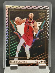 CJ McCollum 2023-24 Recon carta basket NBA #181 ARGENTO PARALLELO - Foto 1 di 2