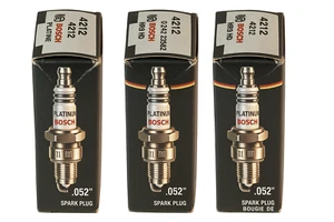 Lot of 3 Genuine Bosch Platinum Spark Plugs 4212 0242225562 FR8DPX NOS - Picture 1 of 7