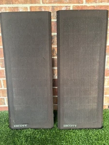 ⭐️Set 2 Altoparlanti a Torre Originali SCOTT⭐️Modello 188T⭐️COPERCHI GRIGLIA con DISTINTIVI⭐️ - Foto 1 di 10