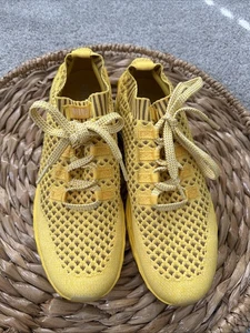 NOBULL maglia diamantata maglia gialla uomo taglia 10,5 o donna 12 - Foto 1 di 16