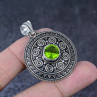 Colgante de joyería de regalo de plata de ley 925 hecho a mano con piedras preciosas de tsavorita 1,75" M923 Foto 1 de 4