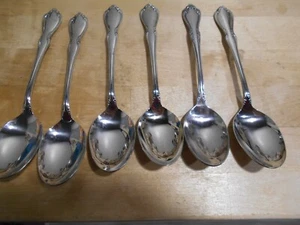 6 Oneidacraft Deluxe Stainless CHATEAU Pattern Place / Soup Spoons Oneida 7538 - Picture 1 of 3
