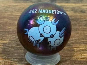 Vintage 1. Edition Magneton #82 Pokemon ToyBiz Holo/Shiny Glass Marble - Bild 1 von 4