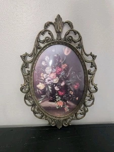 Vintage Brass Ornate Frame with Flowers Oval Convex Glass Made in Italy ~10”x7” - Picture 1 of 6