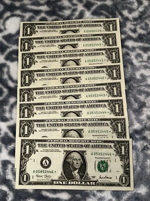 Series 2001 Consecutive $1 Star Notes CRISP Condition. - Image 1 of 4